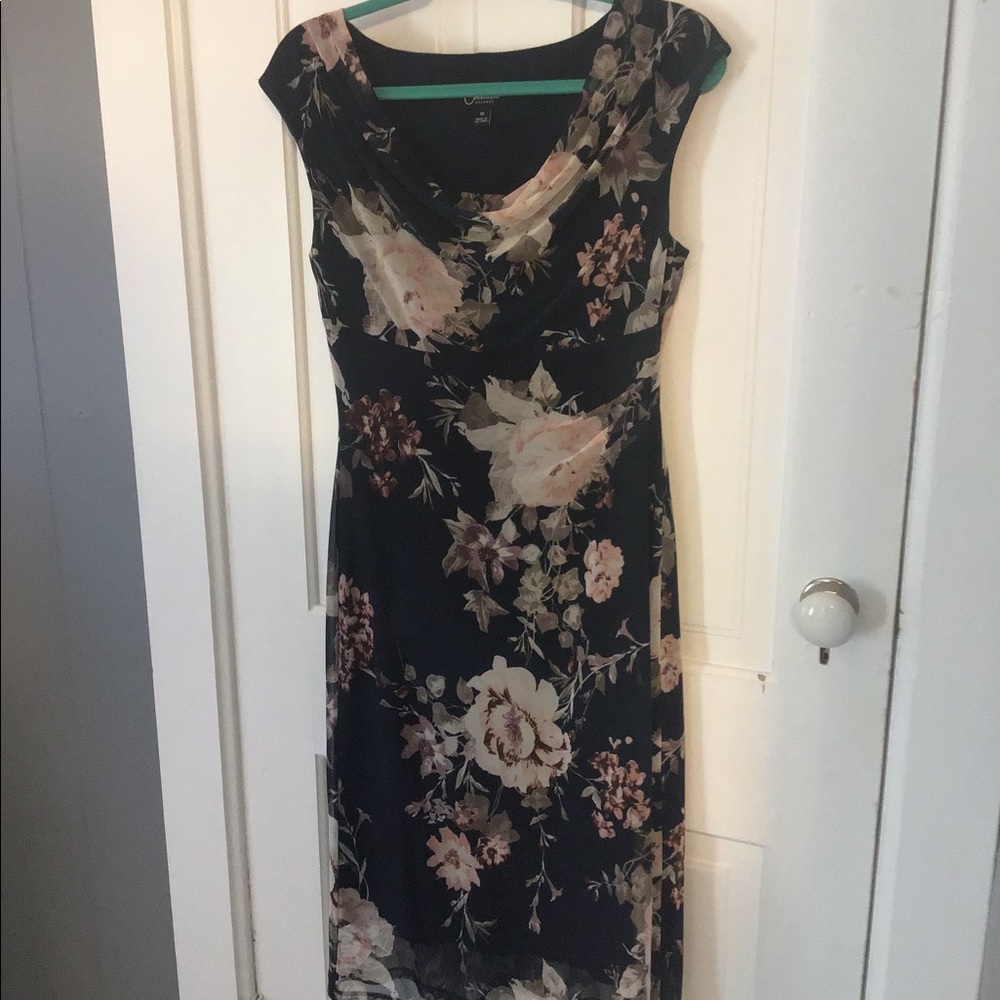 Sleeveless navy floral ruched cowl neck dress